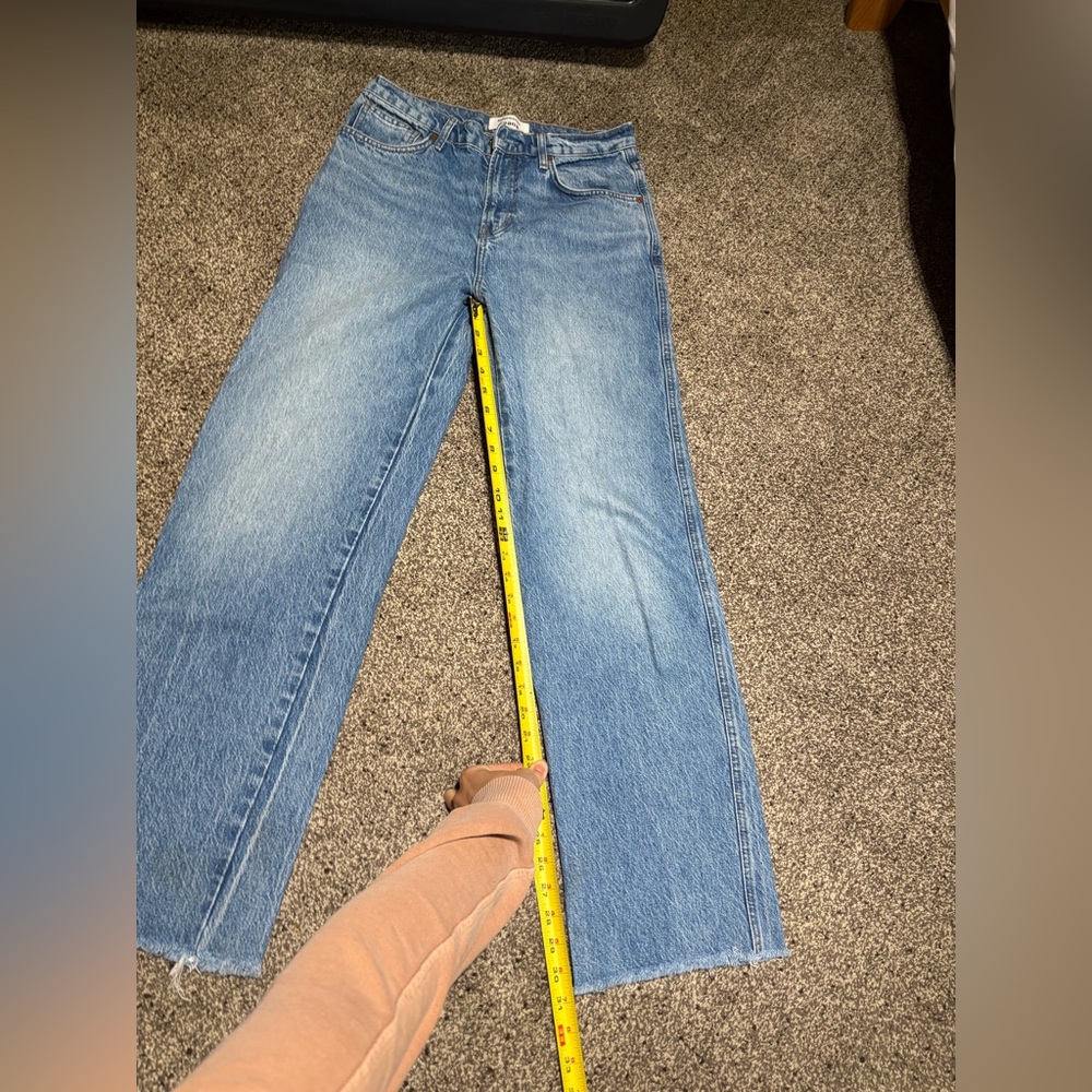 Reformation 28 Val 90’s mid rise straight jeans
